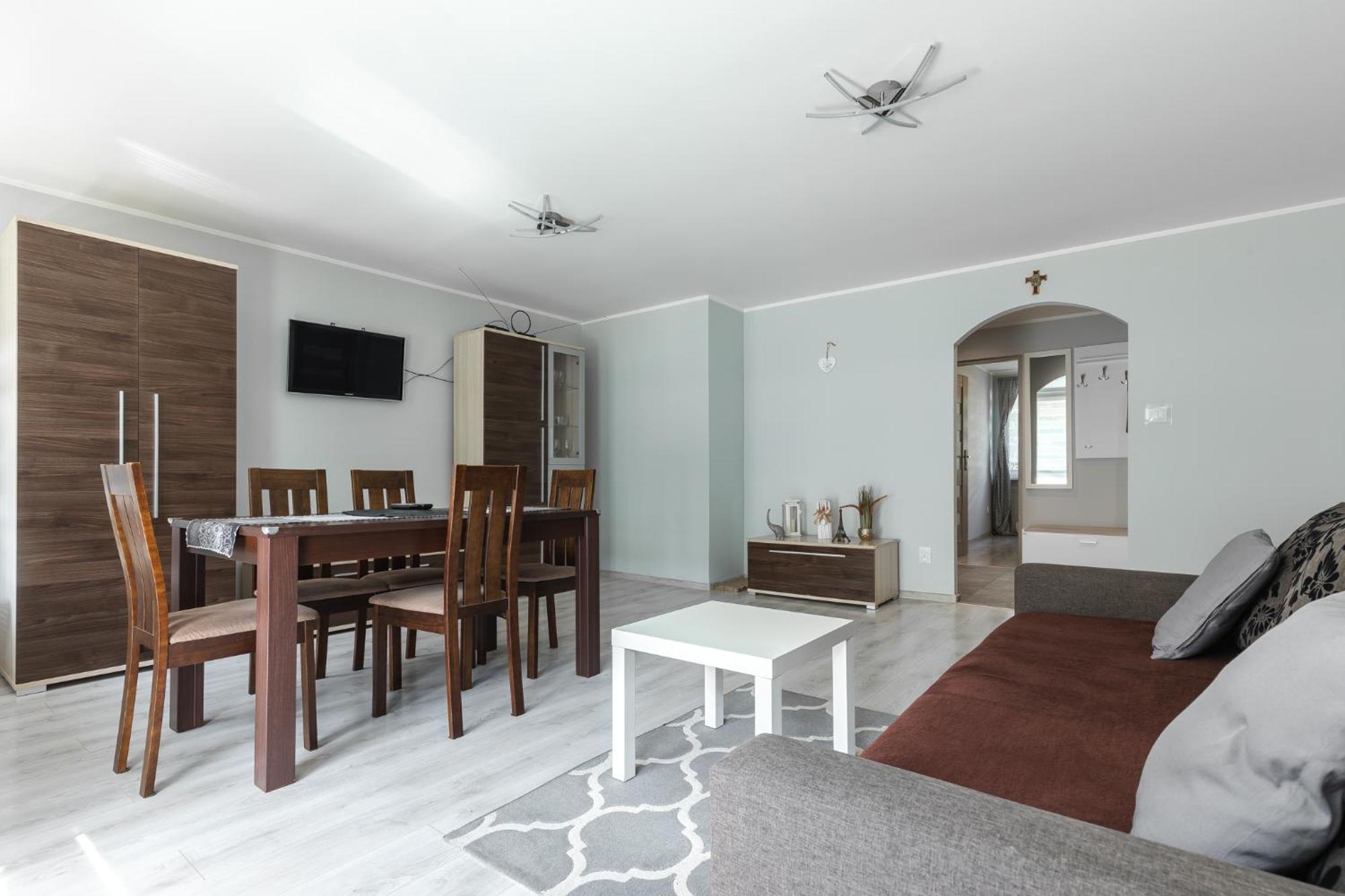 Apartament Przy Termach Cieplickich Julcia Jelenia Góra Exteriör bild