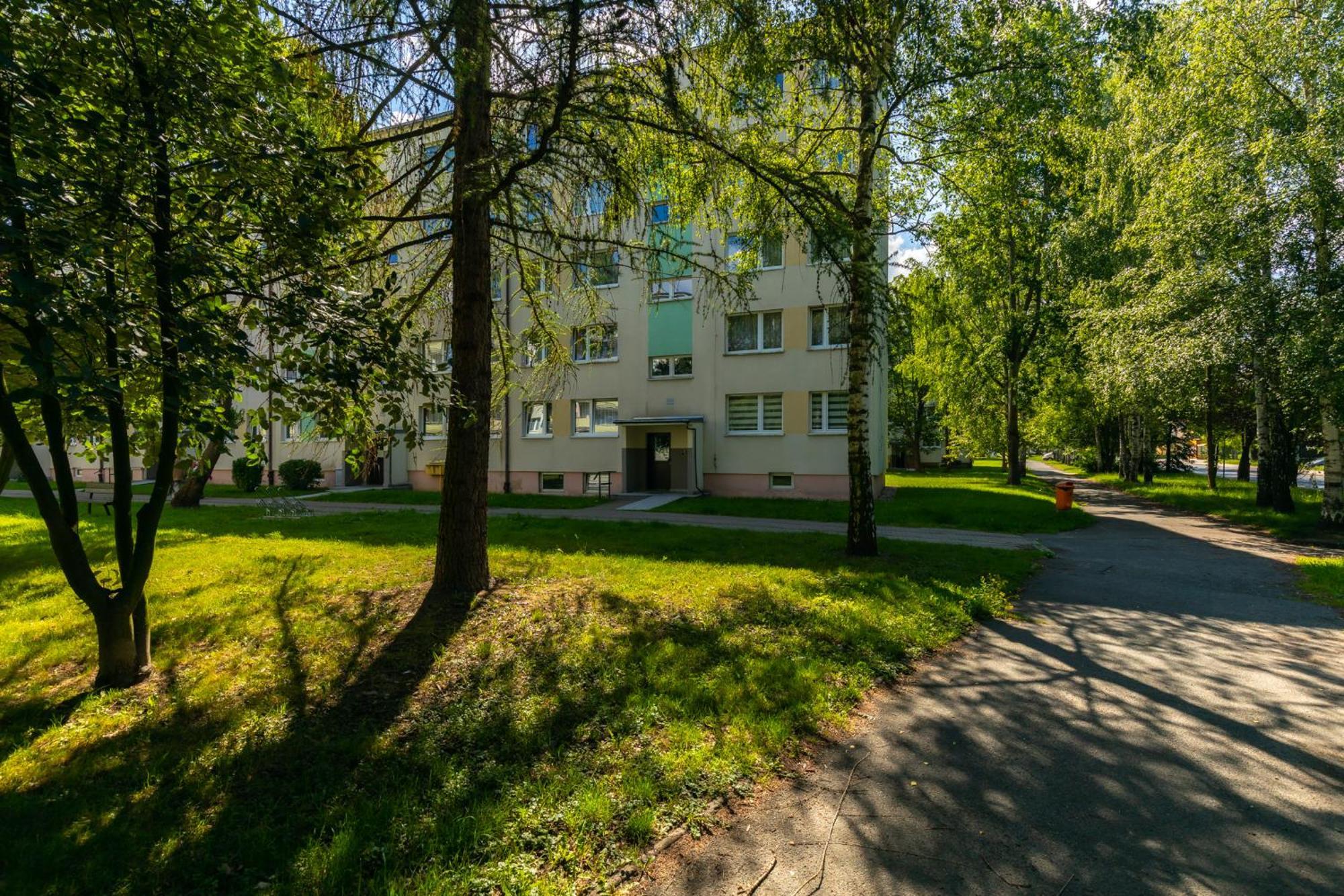 Apartament Przy Termach Cieplickich Julcia Jelenia Góra Exteriör bild